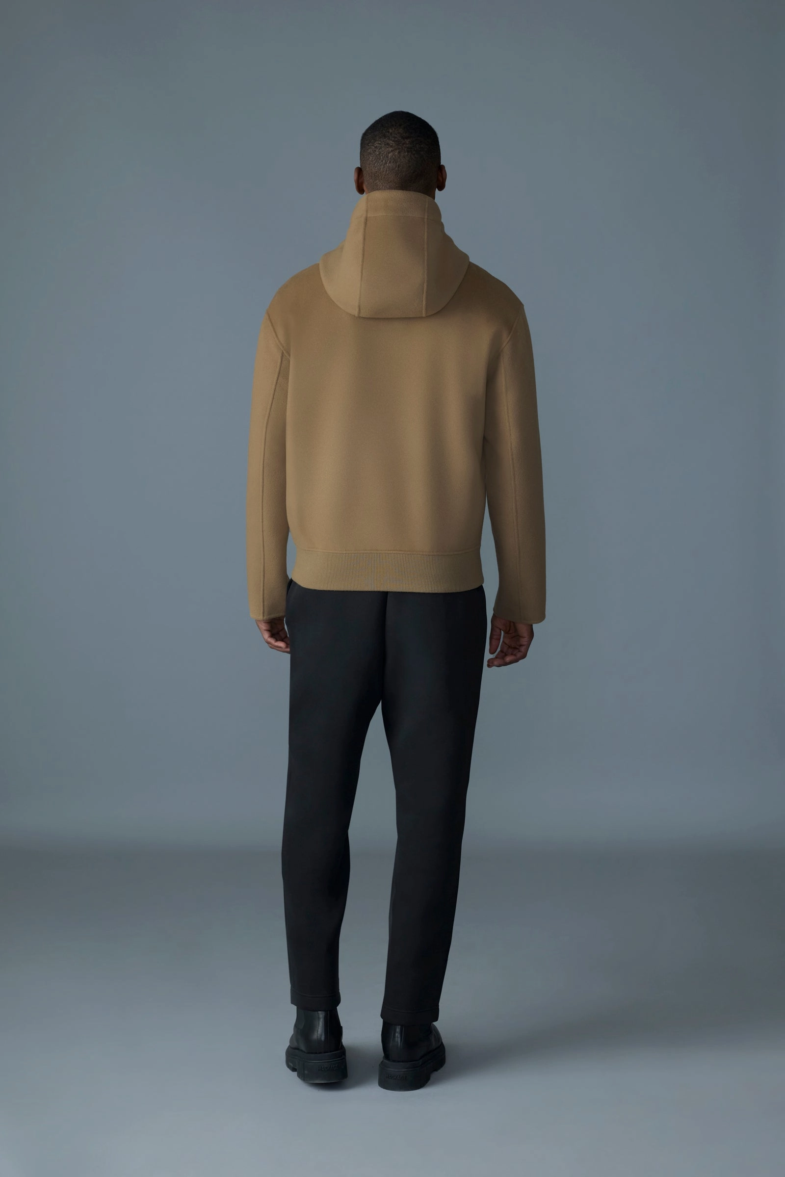 City Layer Style Smooth Flat Collar MALIK