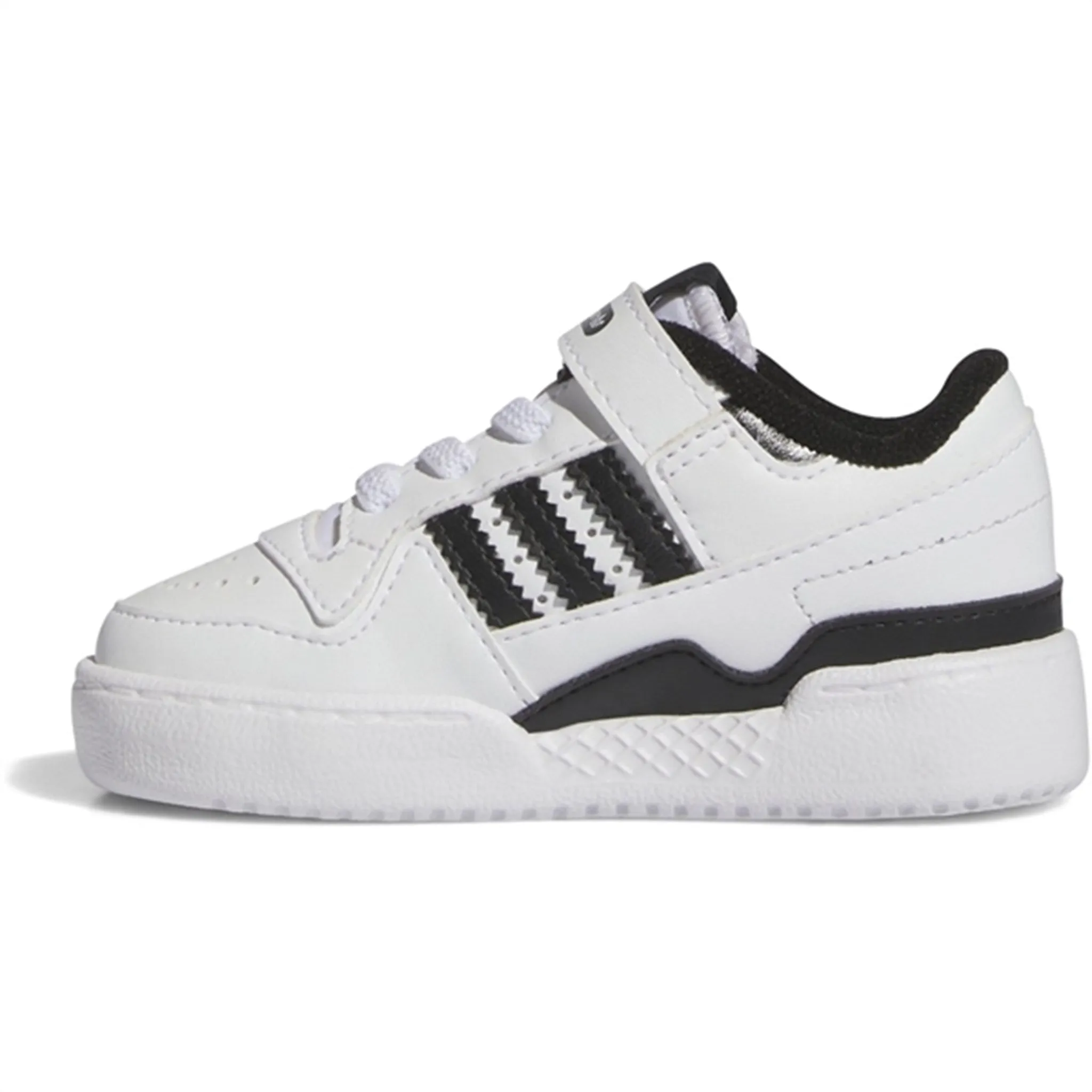 Smooth interior Abrasion Resistant Mesh adidas Forum Low Shoe Black/White