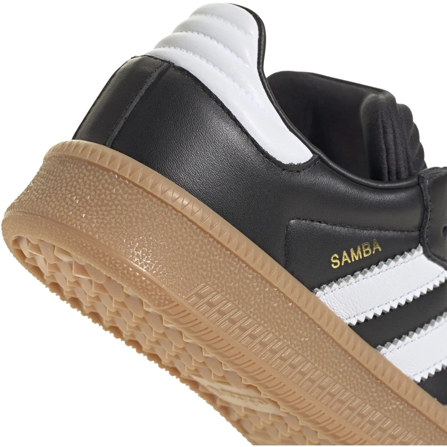 adidas Originals Cblack/Ftwwht/Gum3 Samba Xlg J Sneakers Comfortable Step