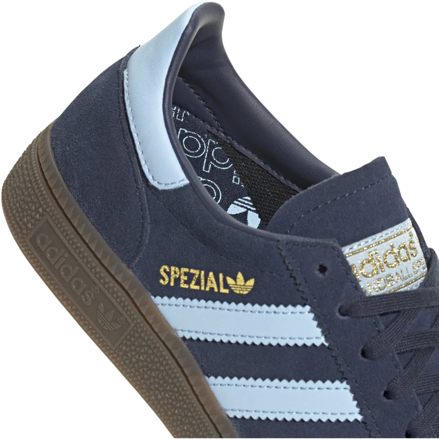 Cool Outfit Reinforced Collar Padding adidas Originals Collegiate Navy/Clear Sky/Gum5 Handball Spezial J Sneakers