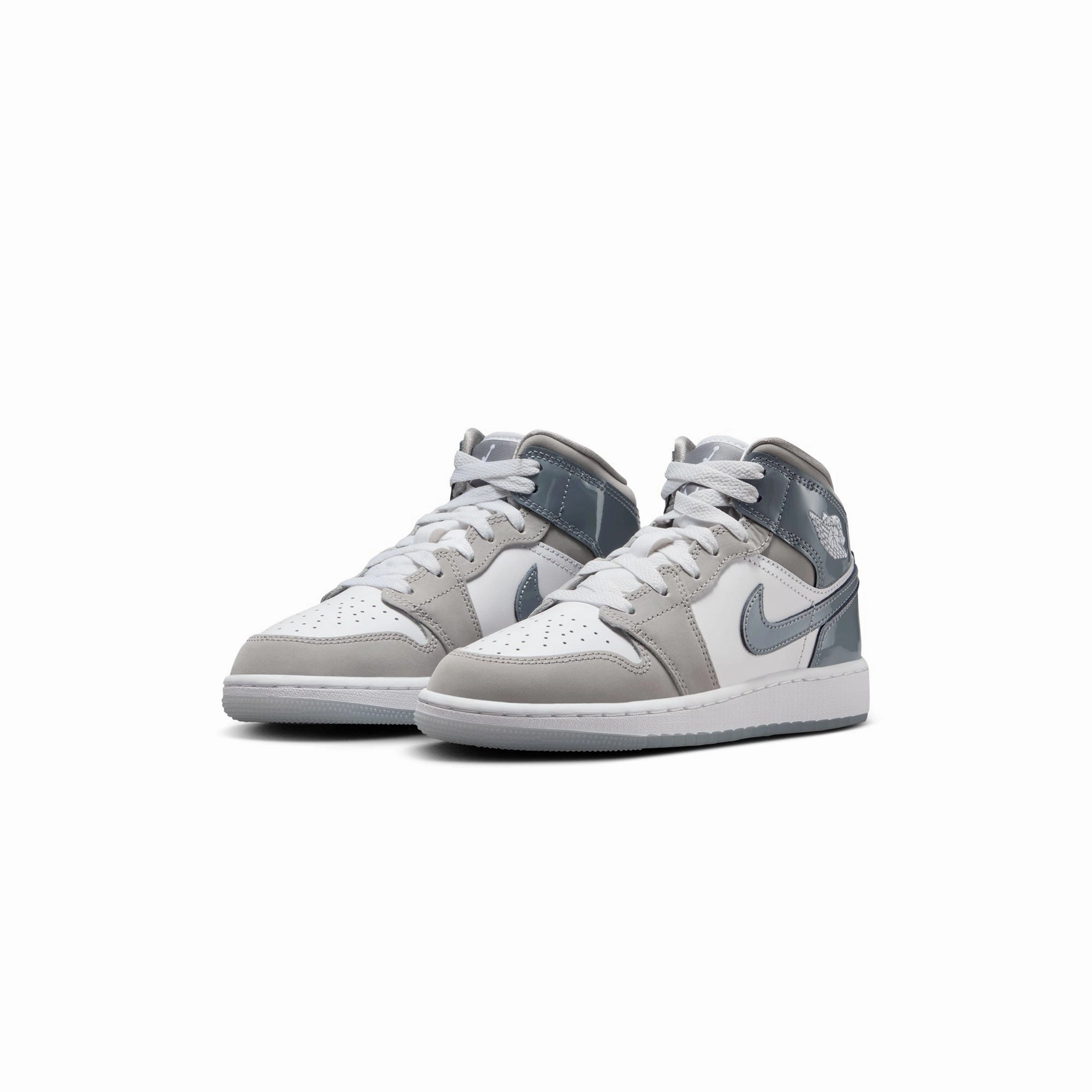 Air Jordan 1 Kids Mid SE Shoes running watches