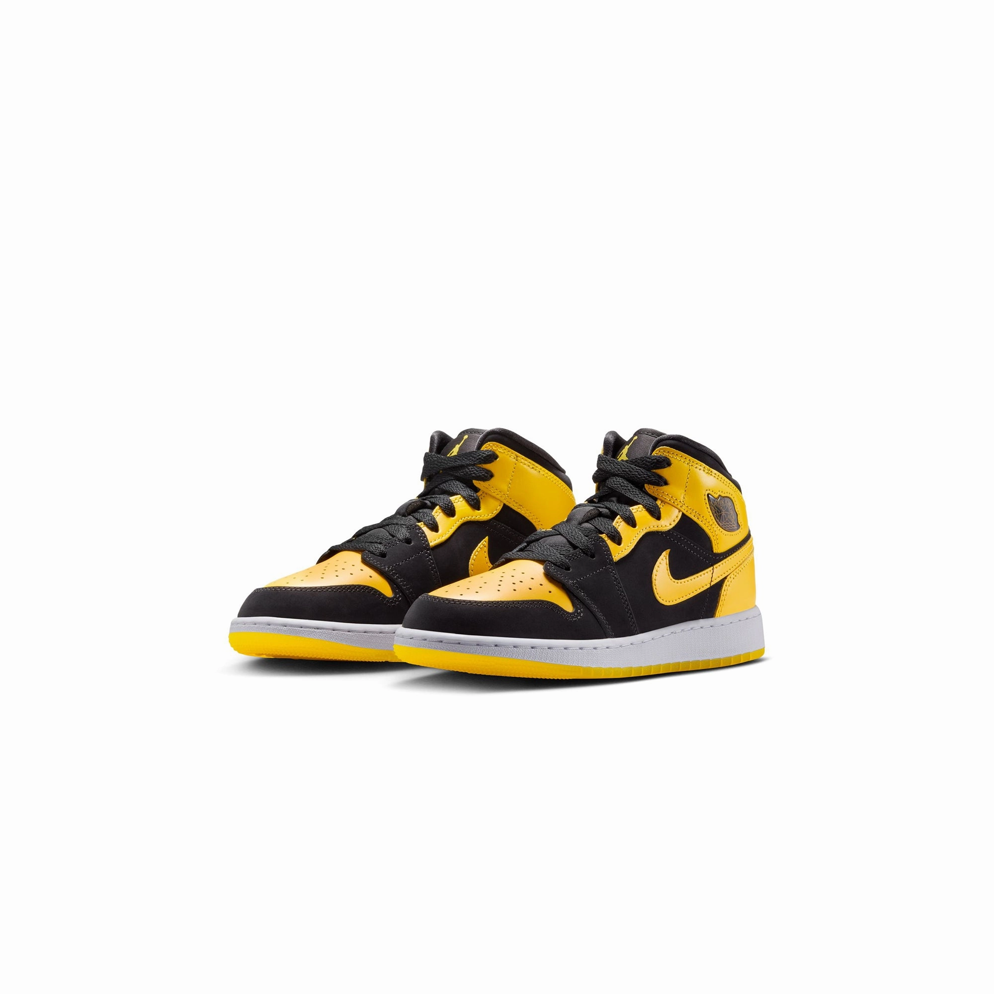 Air Jordan 1 Kids Mid SE Shoes Responsive forefoot