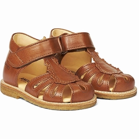 Angulus Starter Sandal W. Velcro Cognac Non Marking Outsole Easy Look