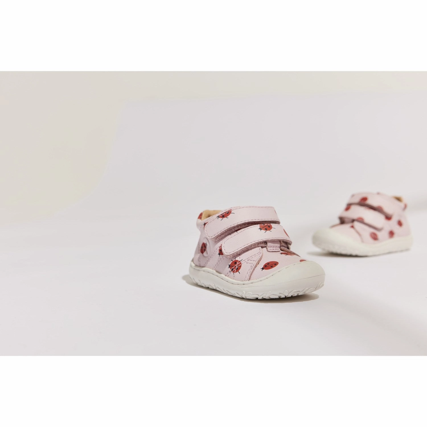 Non Marking Tread Bisgaard Lady Bugs Barefoot Hale V First Step Shoe