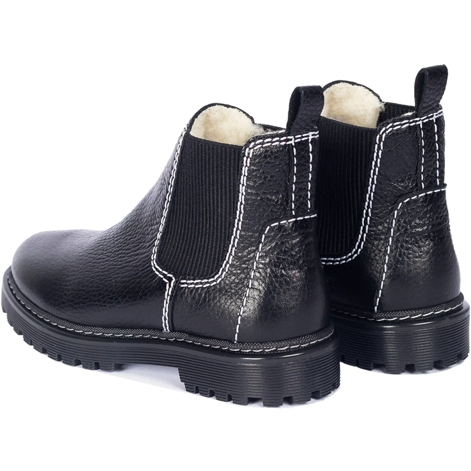 Non Marking Sole Angulus Black/Black Chelsea boot with soft wool lining