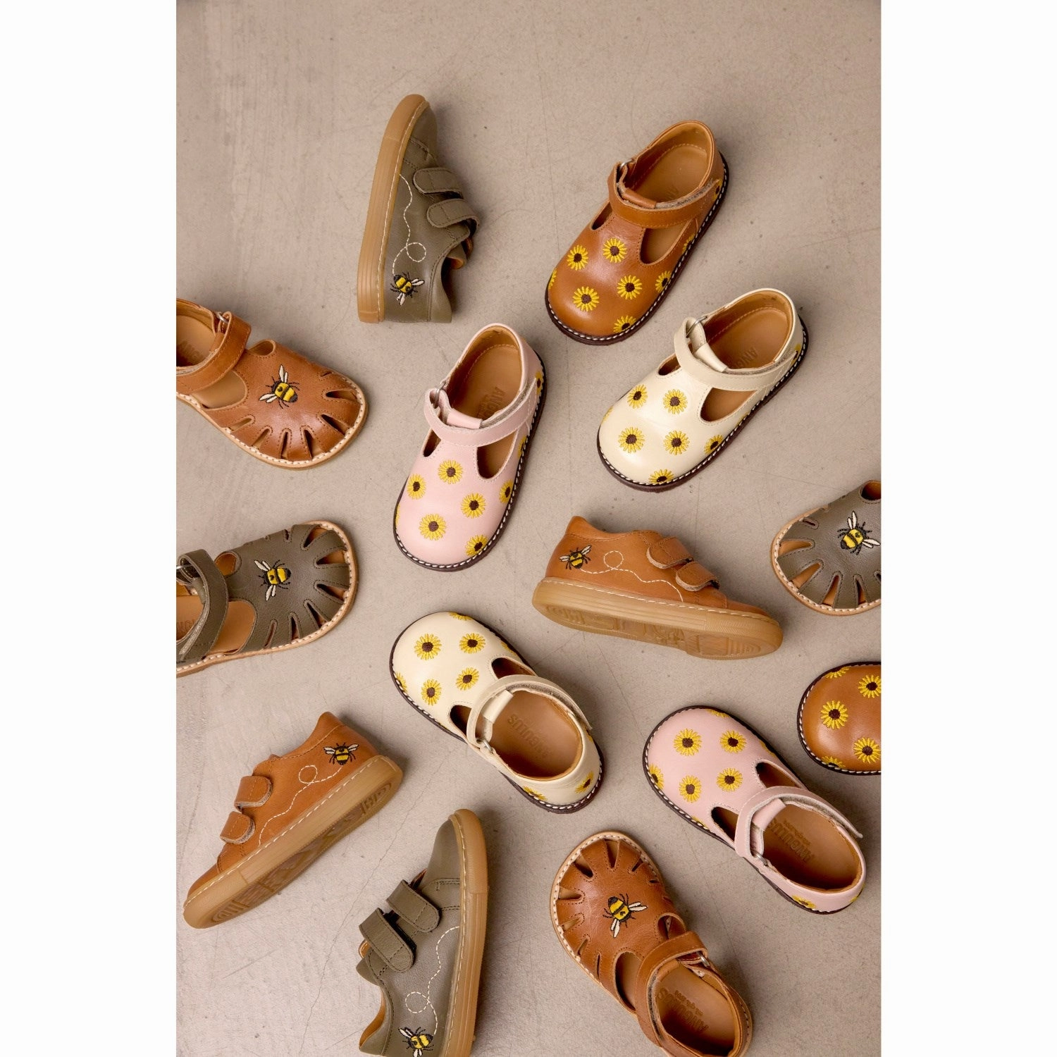 Angulus CAndnac Beginner Sandal Med Bi Broderi Summer Ease