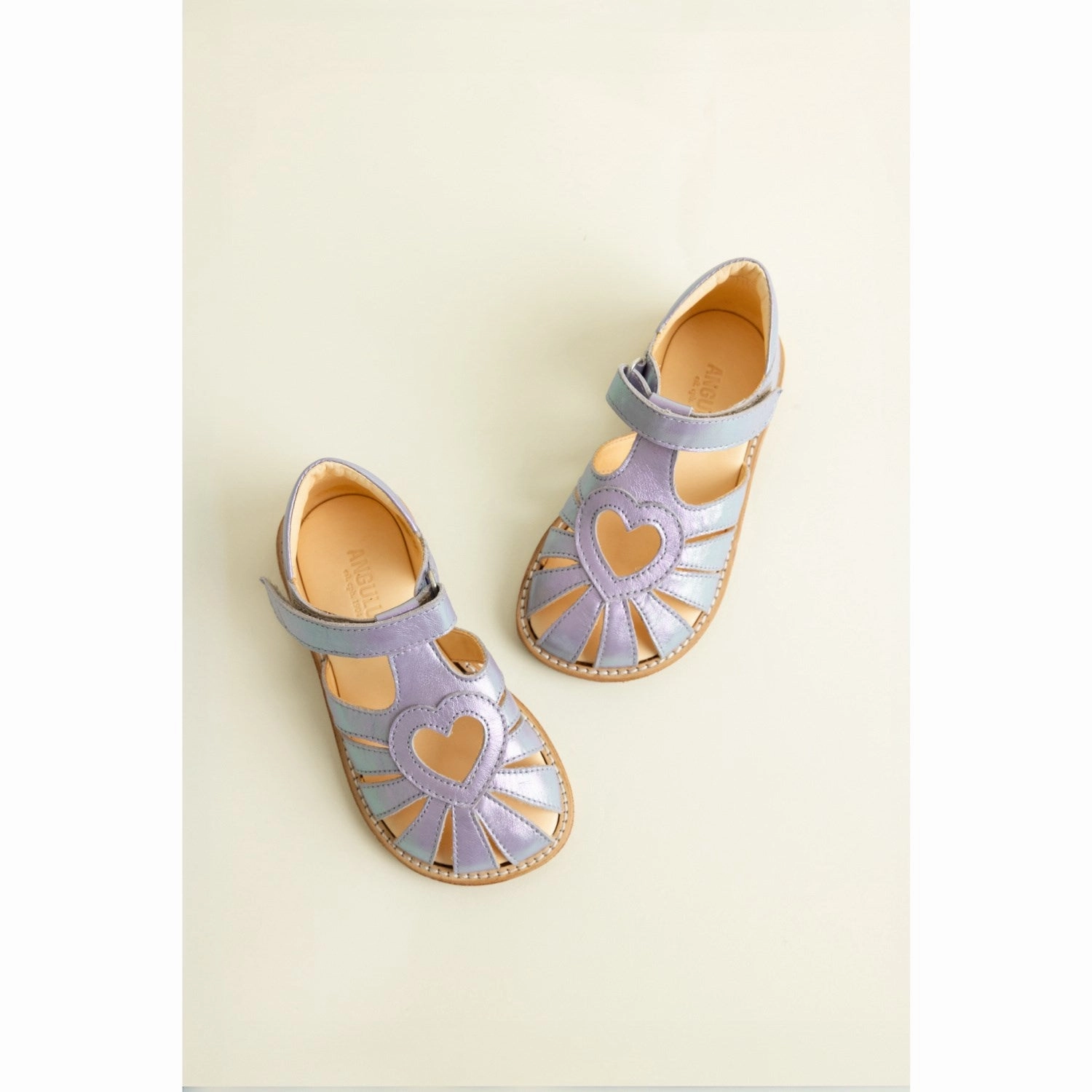 Angulus Iridescent Lilac Shine Hjertesandal Med Velcro Closure Casual Style