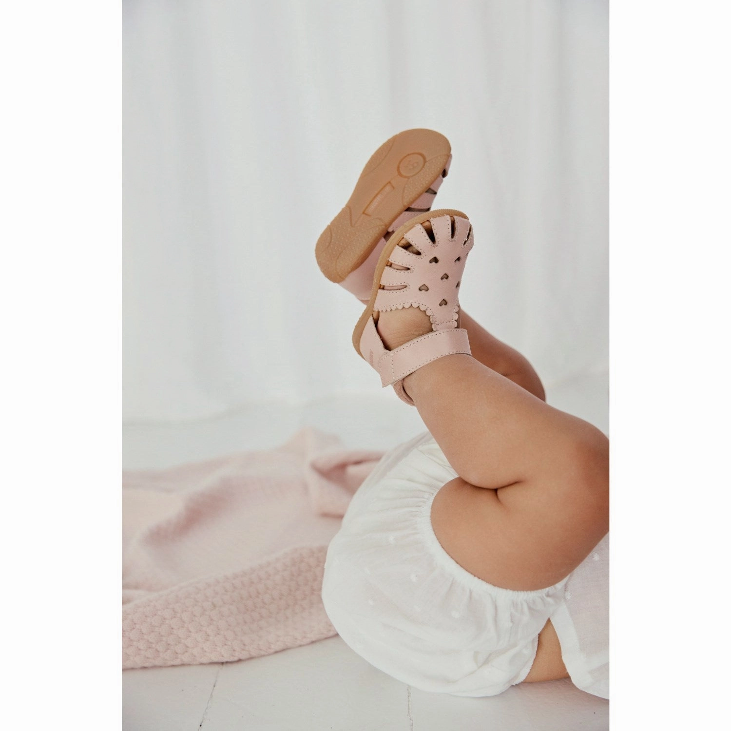 City Easy Angulus Rosebud/Rosebud Barnets F?rste Sandal Med Udstanset Hjertem?nster