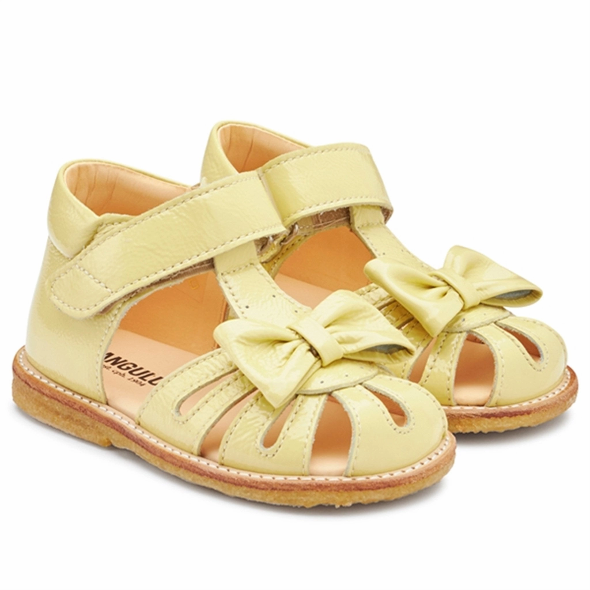 Versatile Travel Shoes Relaxed Footwear for Summer Angulus Starter Sandal W. Bow And Velcro Light Yellow