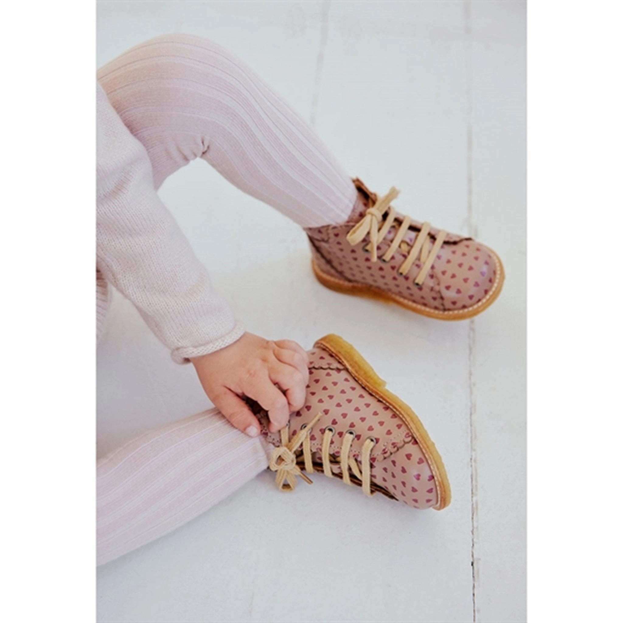 Angulus Starter Shoe With Hearts And Lace Make-Up Eco Friendly Footwear