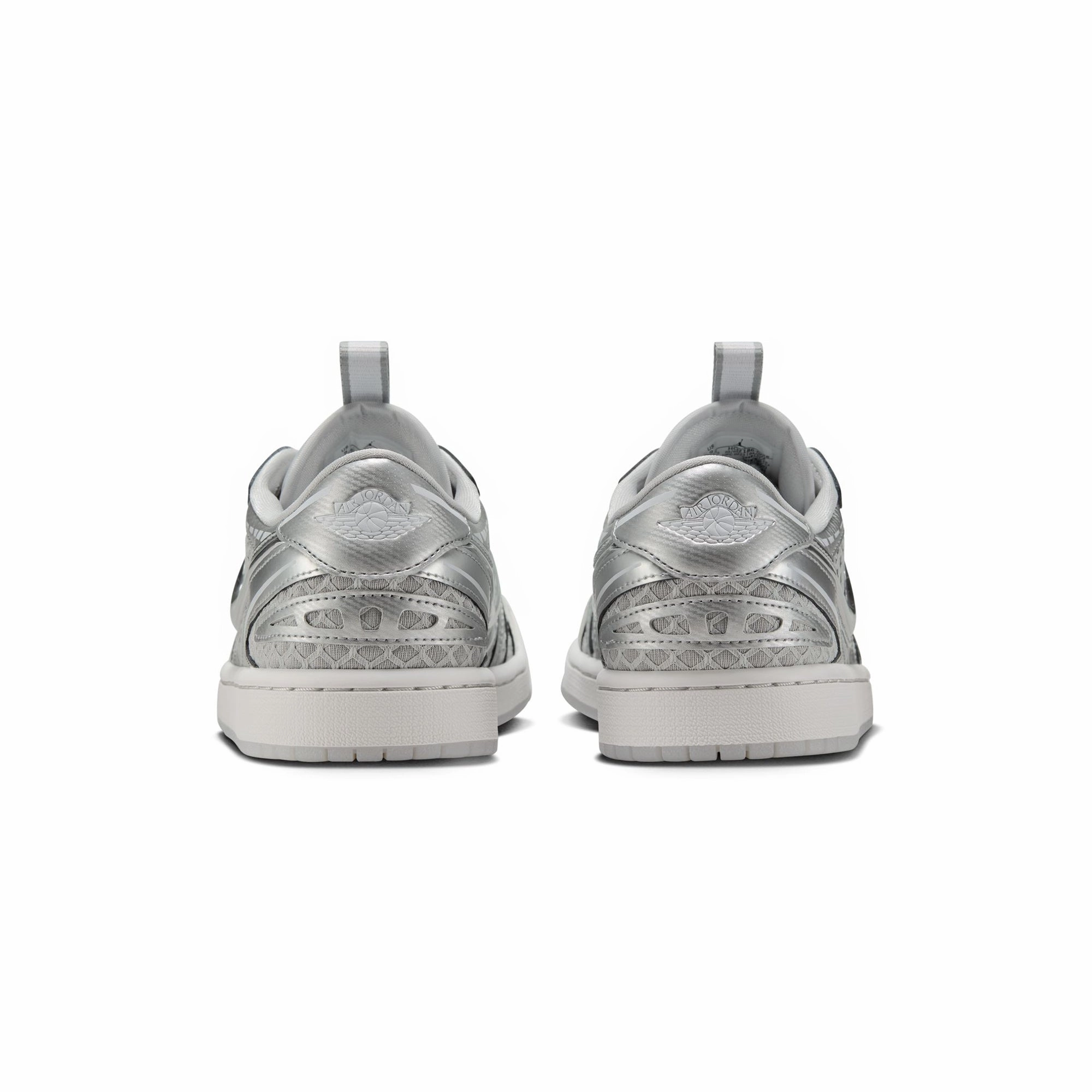 Natural Foot Strike Vascular Cooling Fins Air Jordan 1 Womens MM Low V3 Shoes