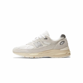 Breathable Ventilation traction - enhanced running gear New Balance Mens Made in UK 991v2 Shoes