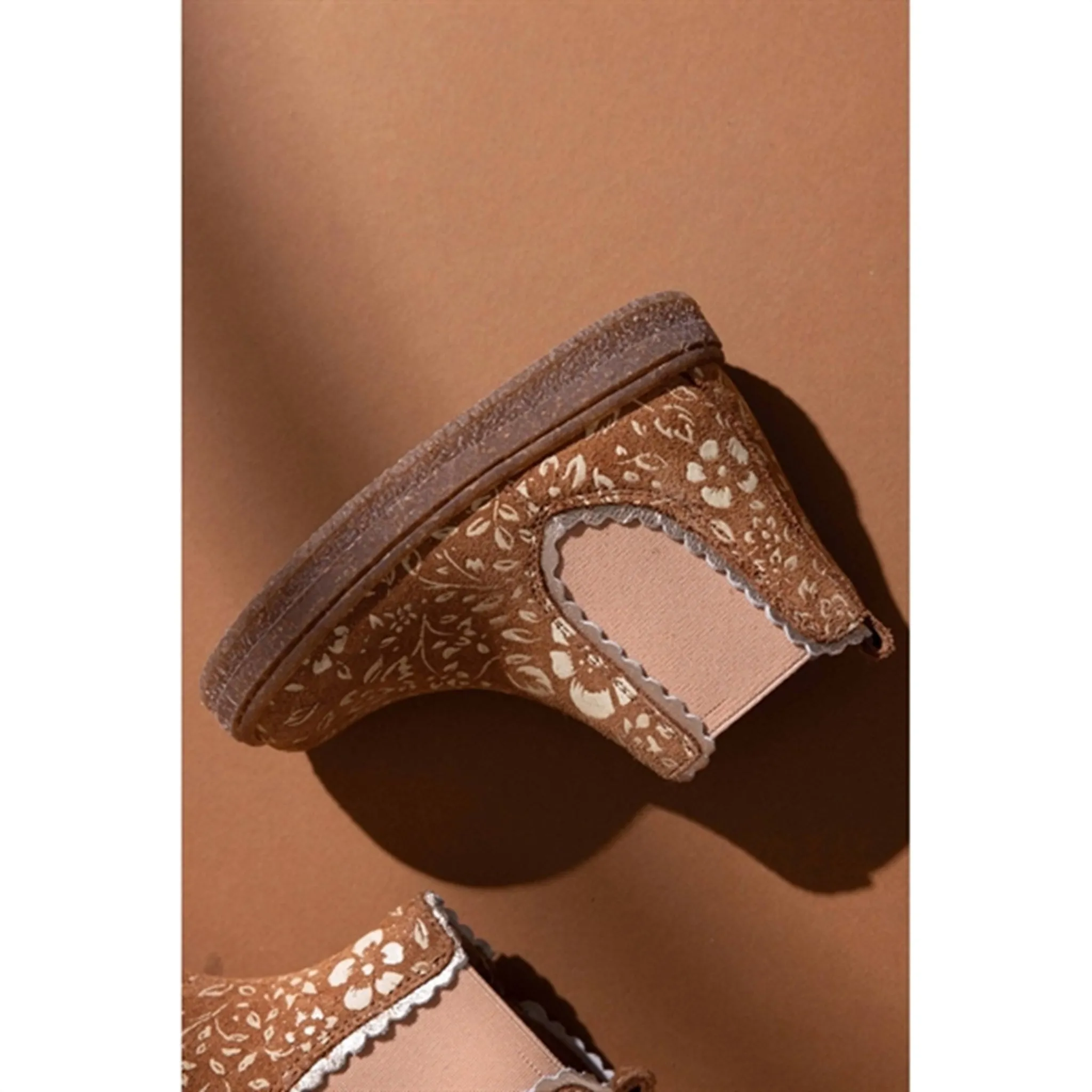 Bisgaard Siggi Lamb Starter Shoes Brandy Flowers Thermal Core Weekend Wanderer