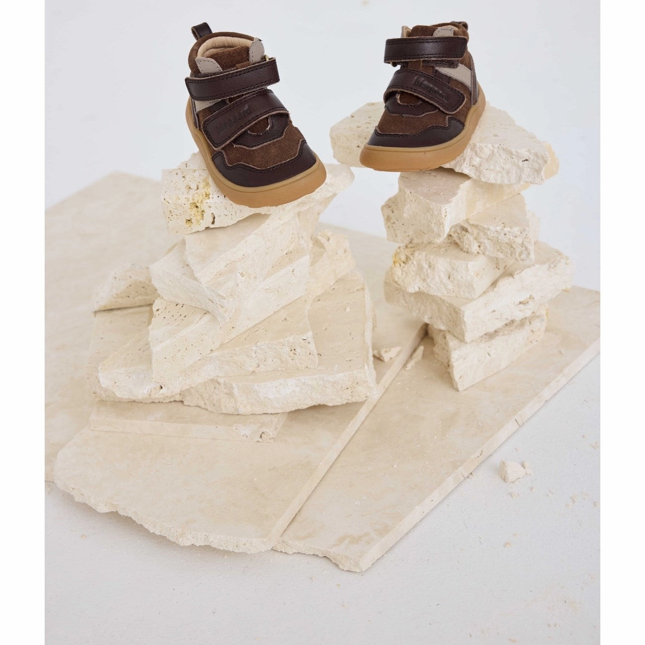 Bisgaard Brown Barefoot Becky Follow Hike