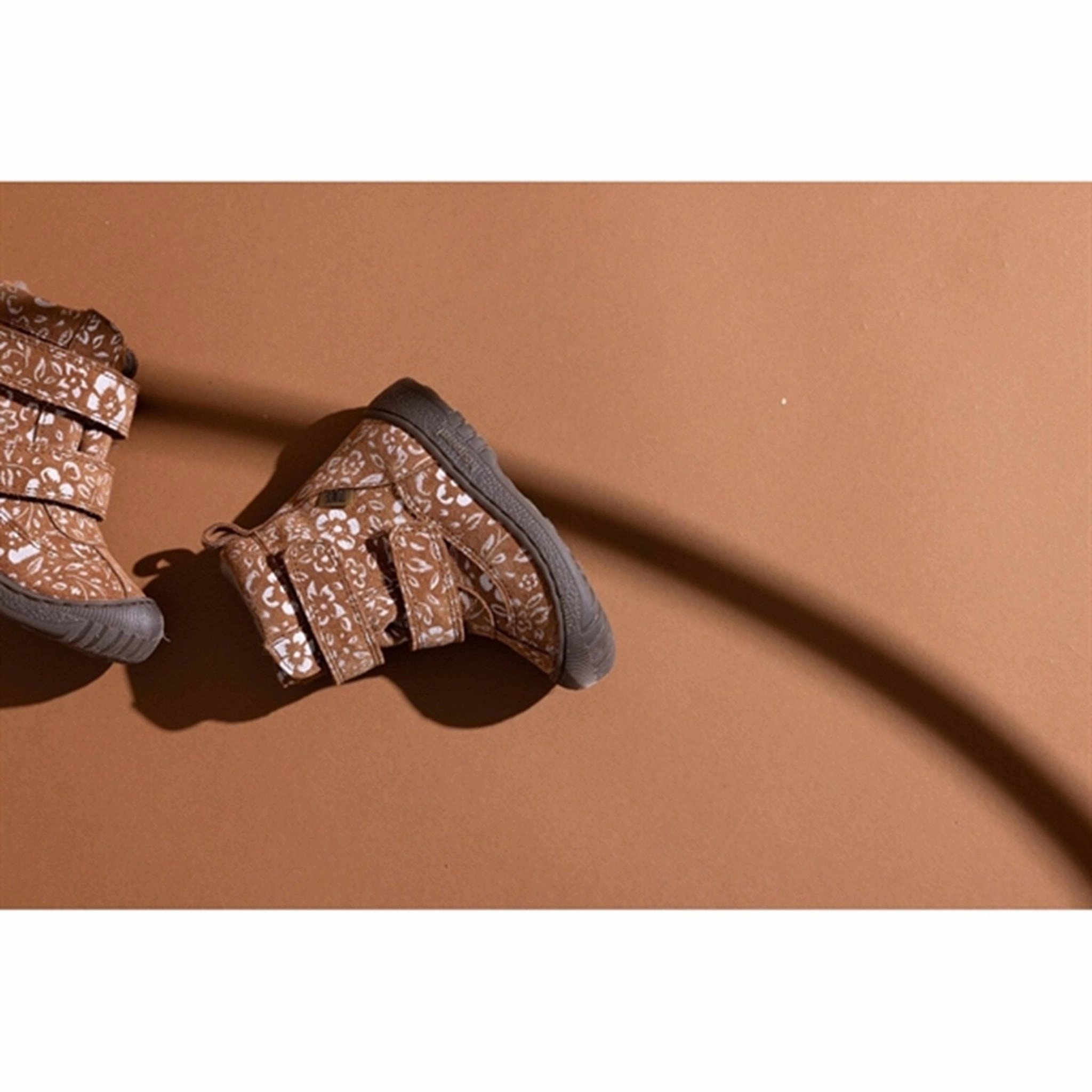 Bisgaard Evon Tex Shoes Brandy Flowers Seamless Comfort Winter Walker Rain Shield