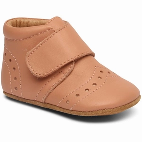 Bisgaard Indoor Shoes Velcro Petit Nude Easy To Maintain Comfortable Grip
