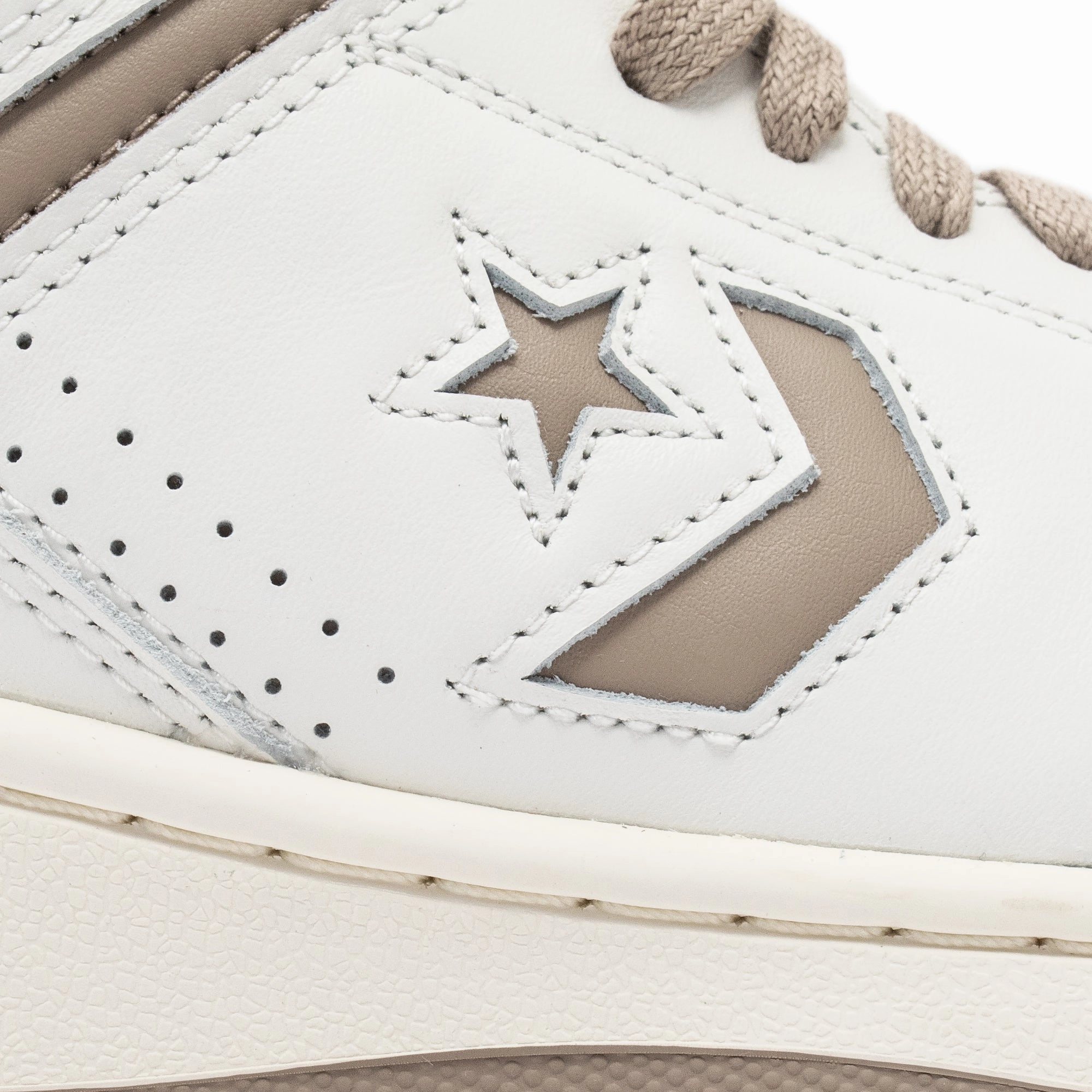 running in a mud pot area shoes Converse Weapon Ox Shoes