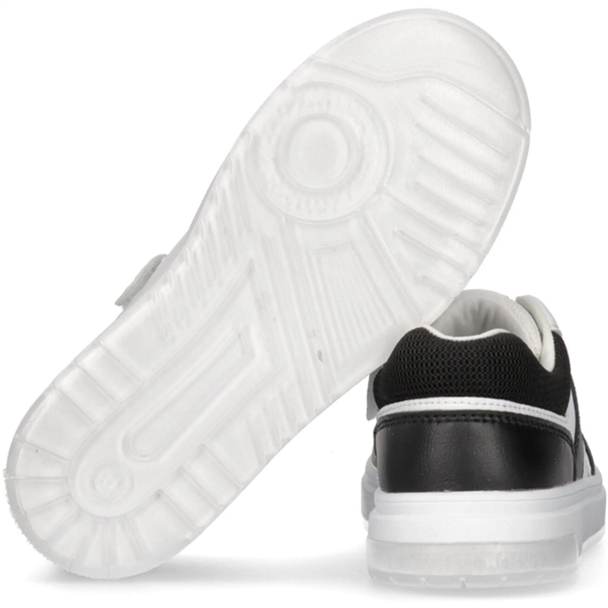 Flexible Grip Non-marking sole Calvin Klein Low Cut Lace-up Sneaker Black/White