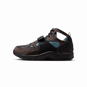 Nike Mens Air Trainer Huarache Shoes stadium