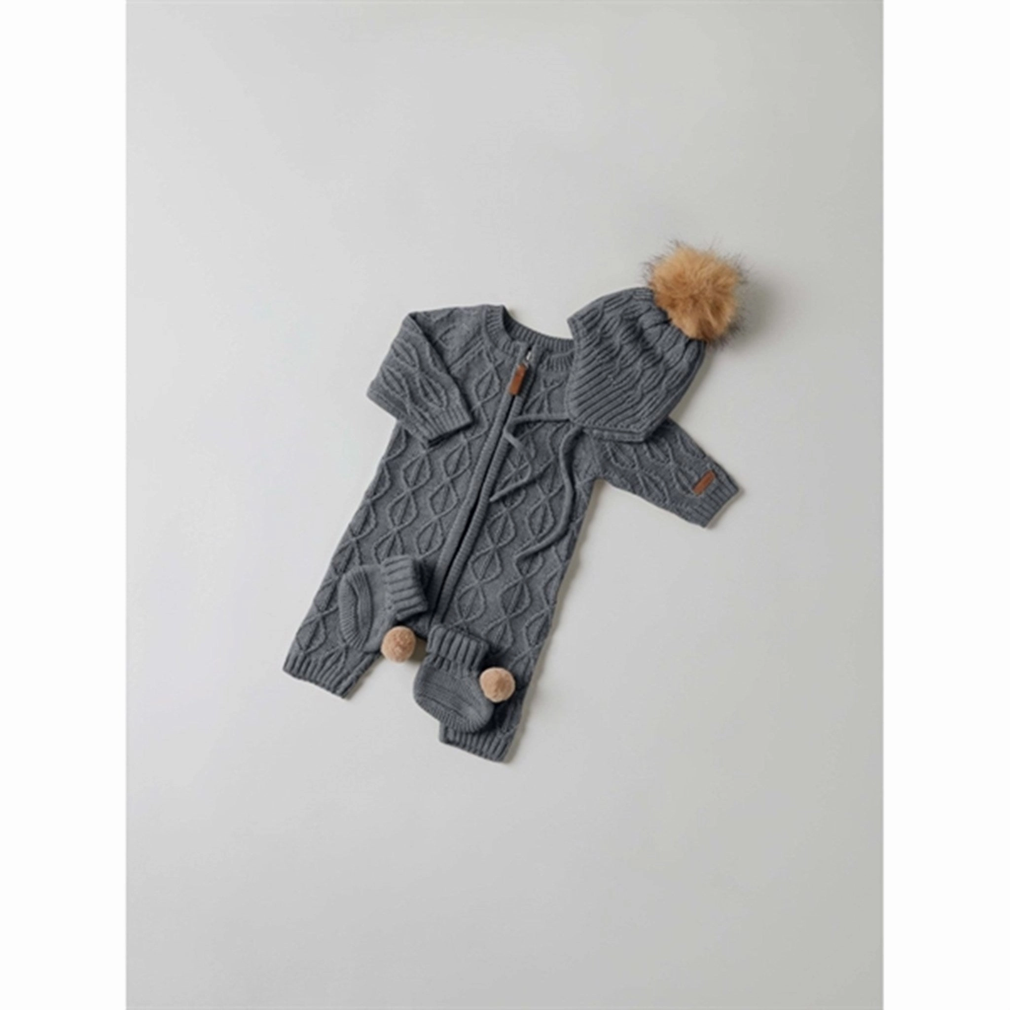 Name it Iron Gate Wrilla Wool Knit Slippers With Pom Pom Comfortable Build