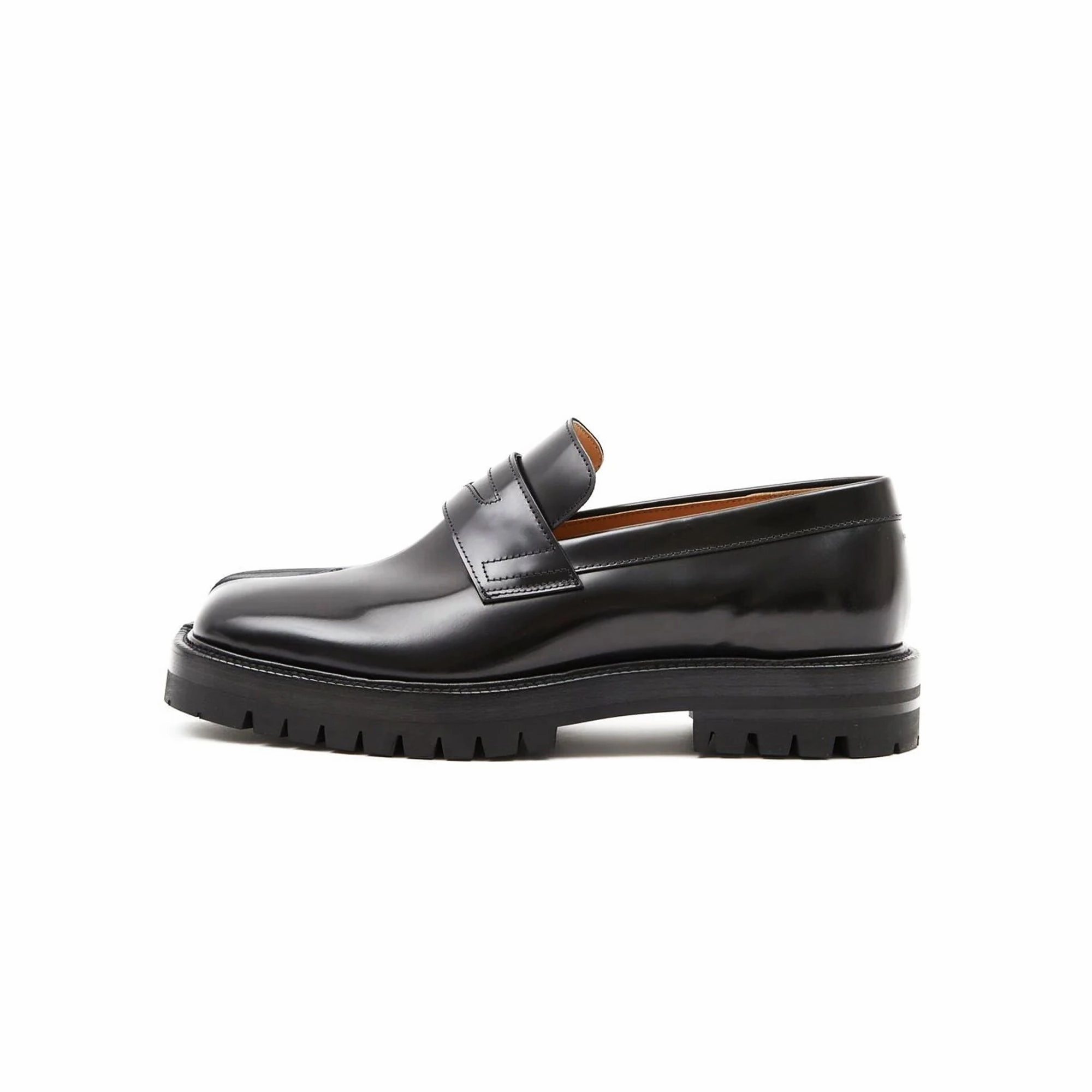 high - performance all - terrain shoes comfort - conscious shoes Maison Margiela Mens Tabi County Loafer
