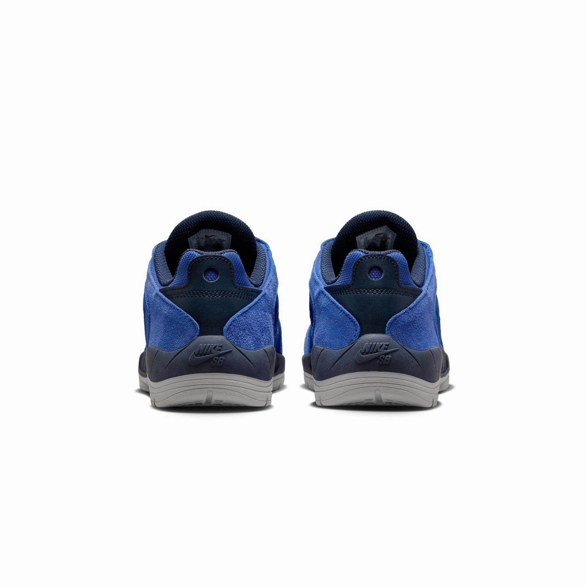 wide - toe shoes medieval - themed running option Nike SB Mens Vertebrae Shoes