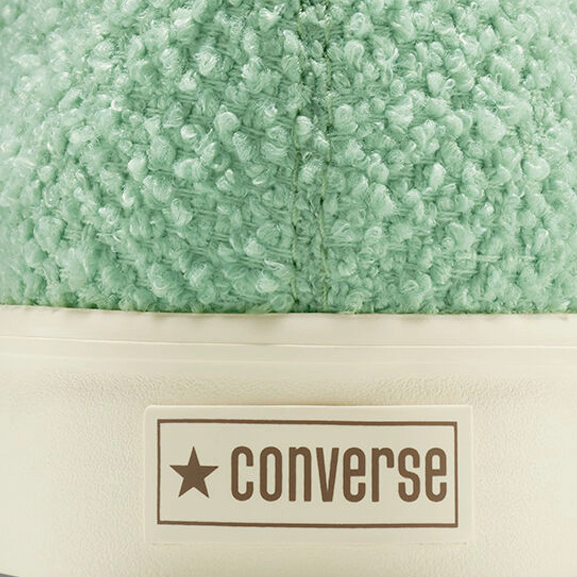 Trail Blazing fluorescent - colored running shoes Converse Mens 1908 Naut-1 OX Shoes