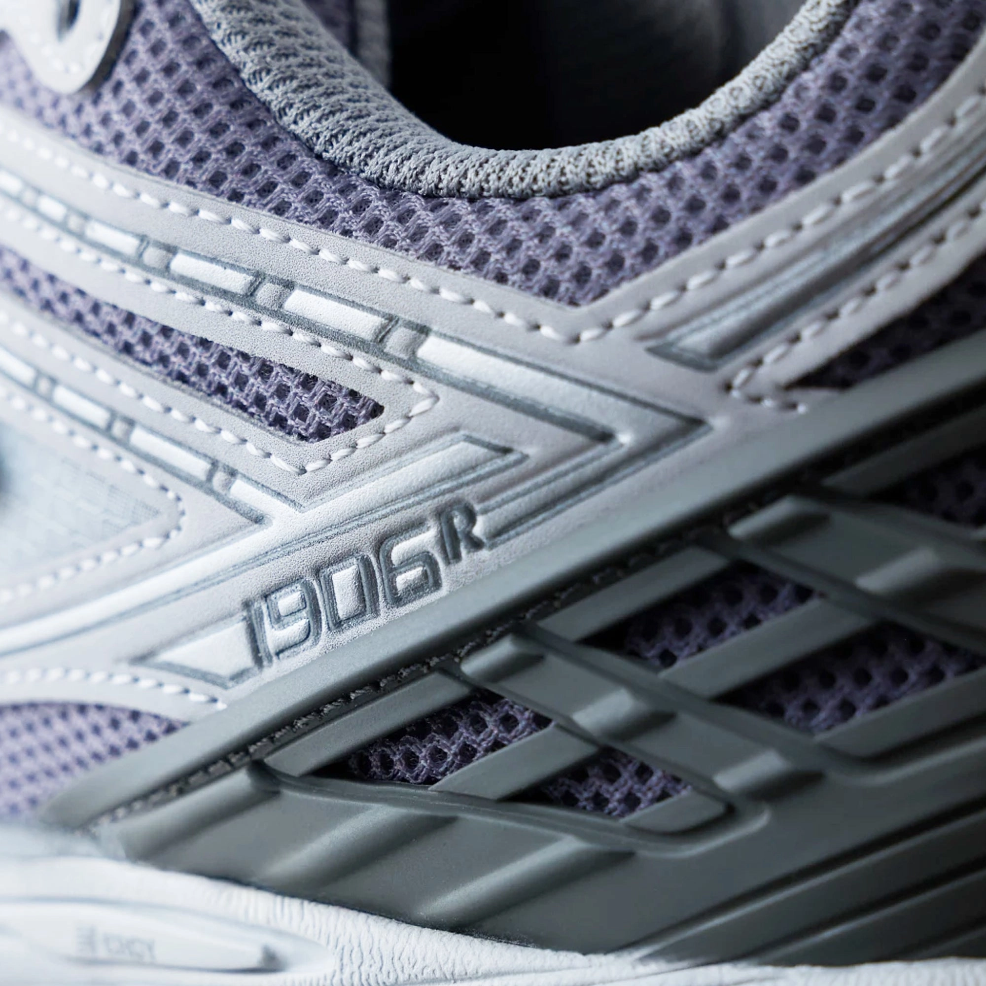 New Balance Mens 1906R Shoes sports socks