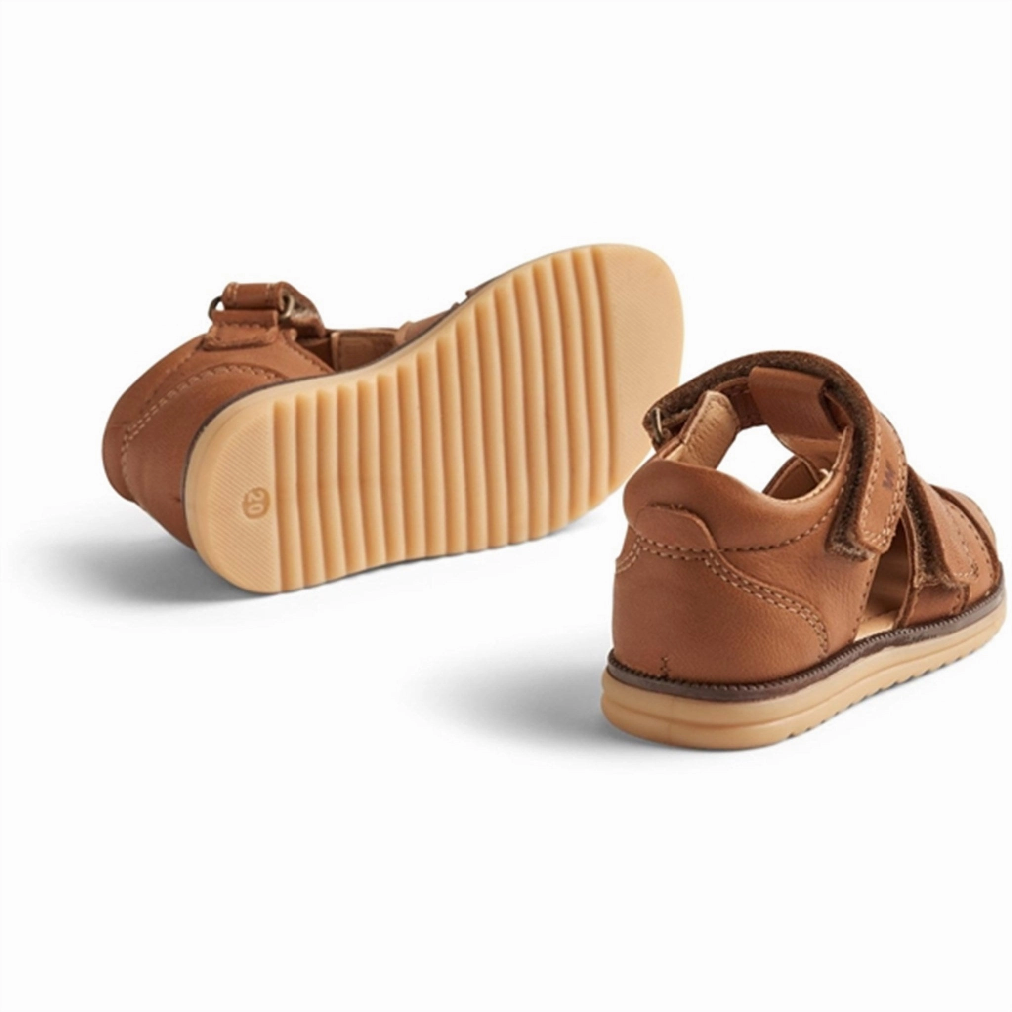 Morning Light Wide Strap Wheat Sandal Closed Toe Sky Cognac