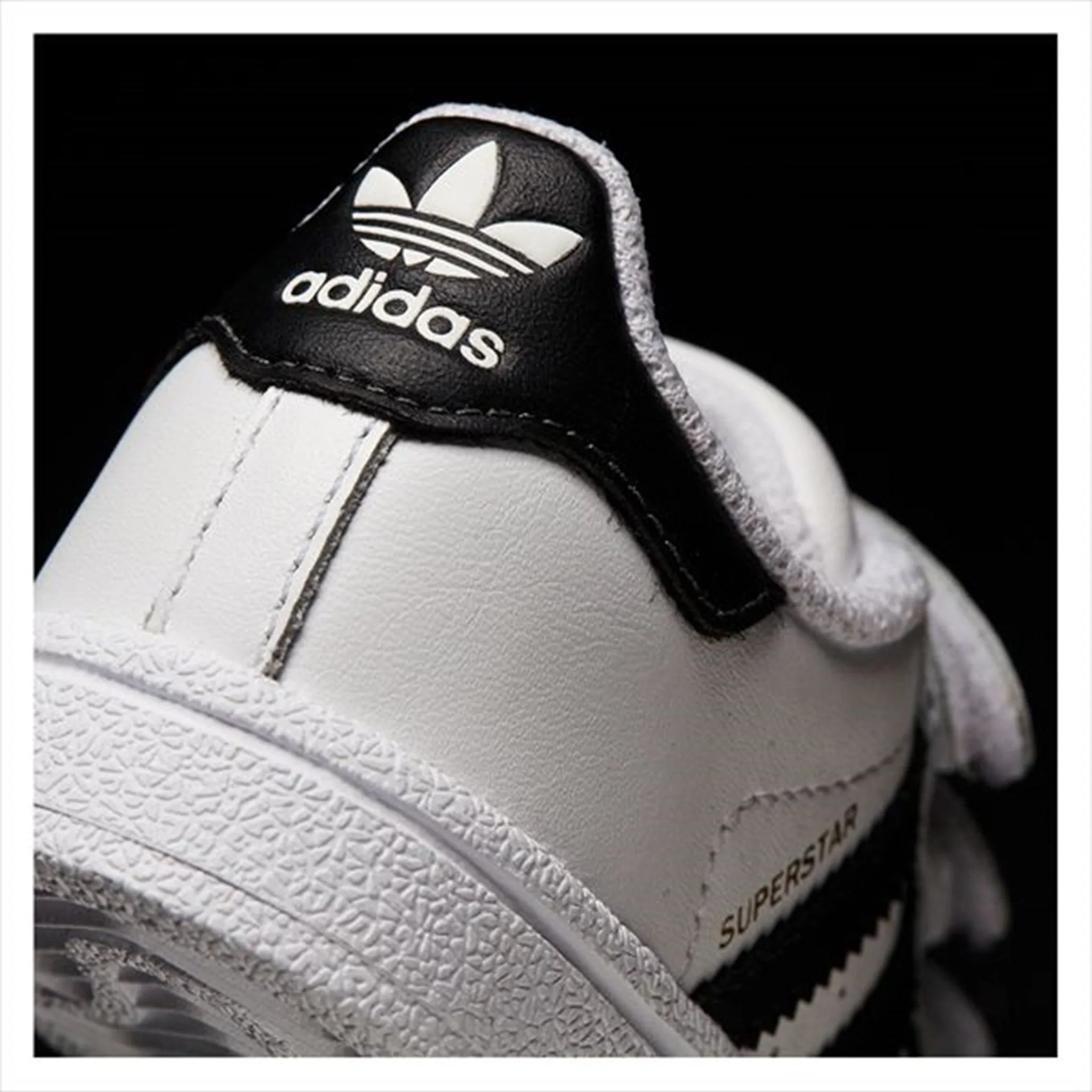 Lifestyle Mode Energy Recovery Technology adidas Superstar Sneakers White/Black