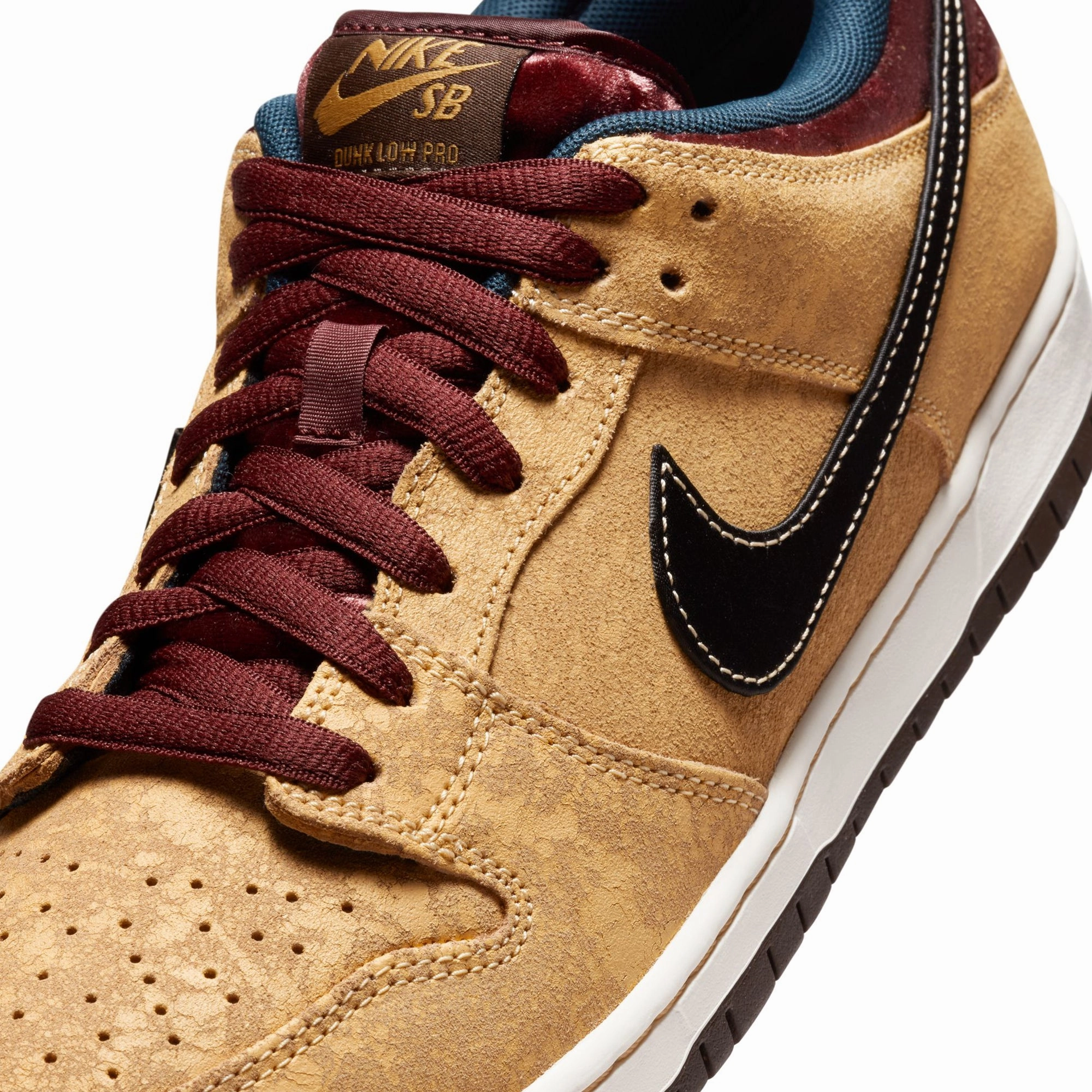 New Arrival Strobel Last Design Nike SB Mens Dunk Low "City of Cinema" Shoes