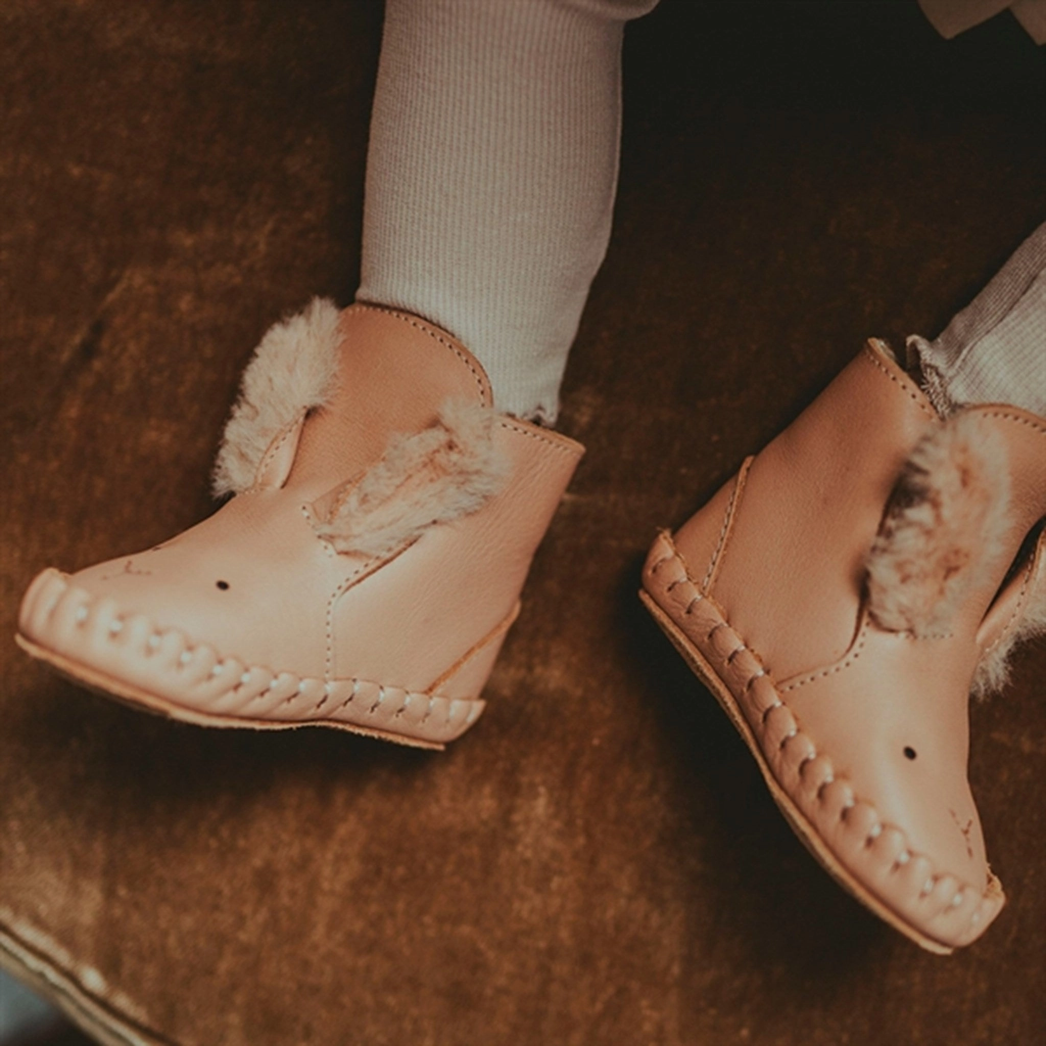 Donsje Baby Kapi Exclusive Lining Winter Bunny Light Rust anatomical design