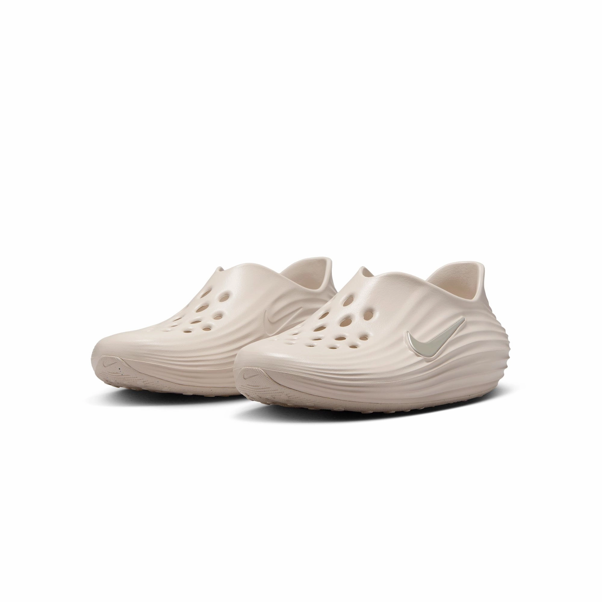 endurance equipment Midfoot Stability Nike Womens ReactX Rejuven8 Sandals