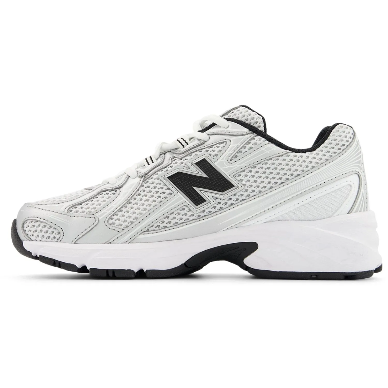 New Balance Silver Metallic 740 Kids Lace Sneakers Trail Look Thermoplastic Heel Cup