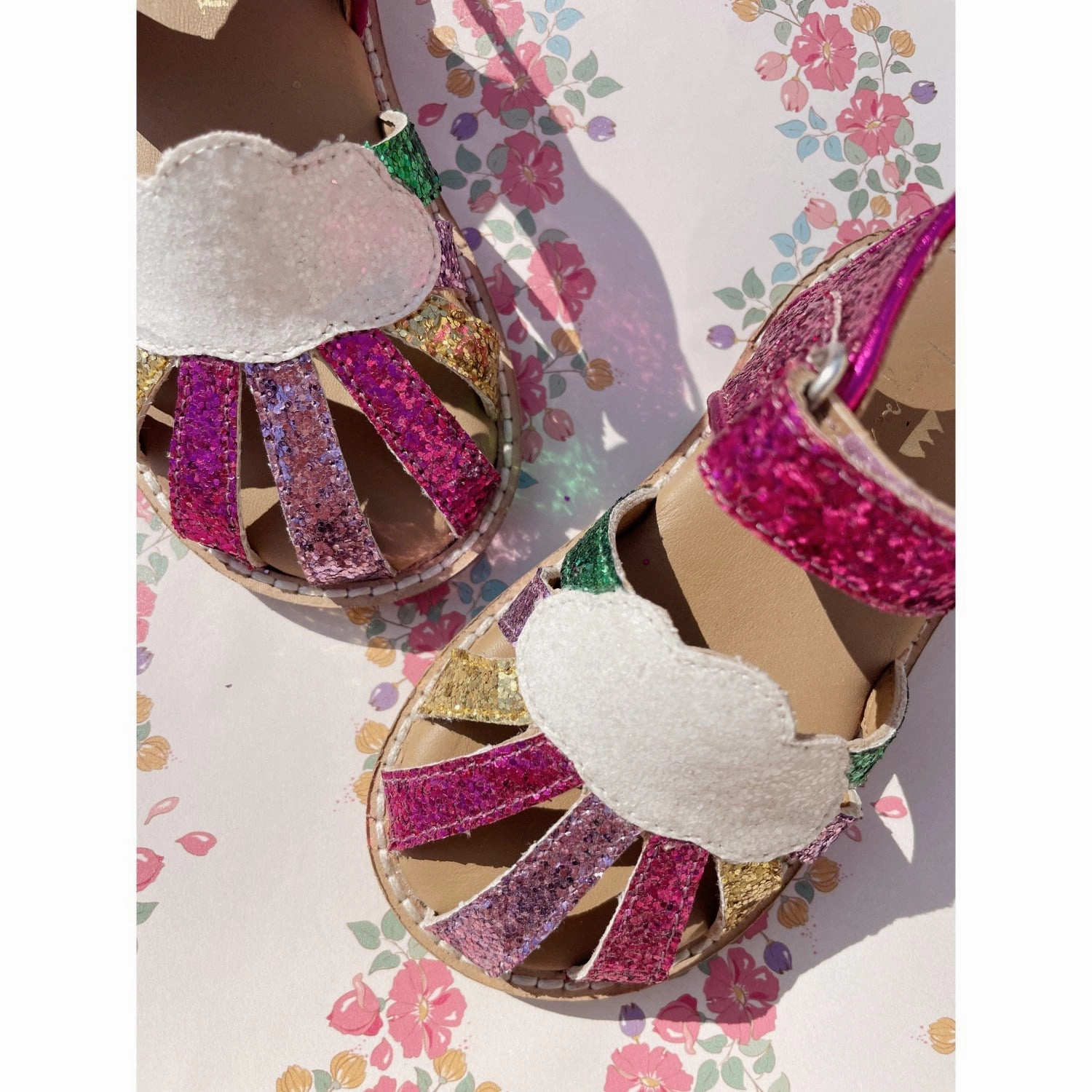 Active Summer Footwear Ultra Light Cushioning Konges Sl?jd Flamingo Plume Rainbow Sandal