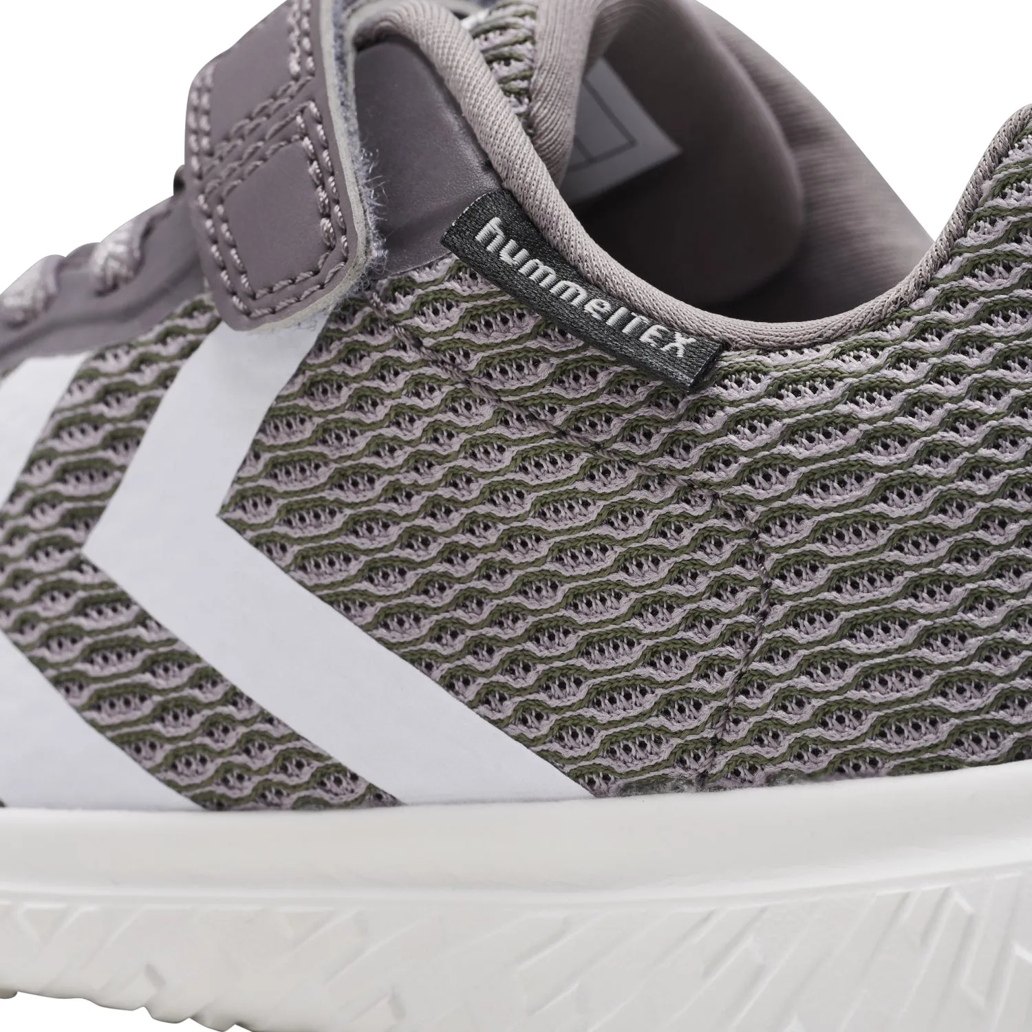 Hummel Sparrow Actus Recycled Tex Jr Sneakers Textured Outsole Pattern Zero Gravity Cushioning