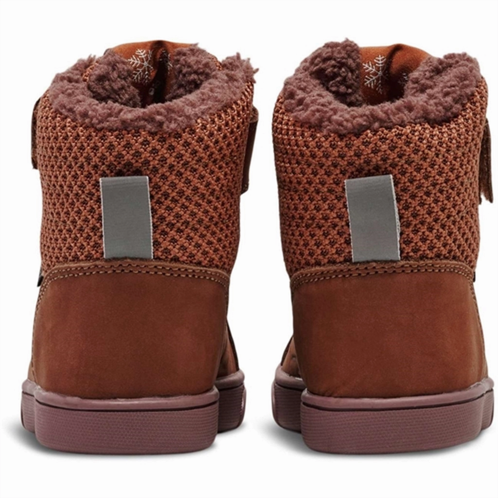 Hummel Splash Tex JR Sierra Boots Ergonomic Shape