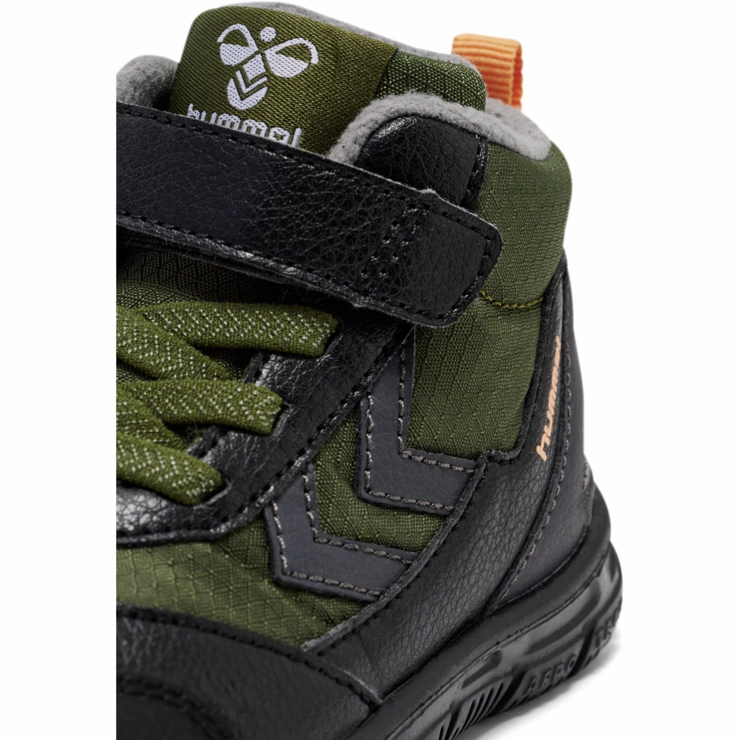 Lightweight Sole Deep Grooves Hummel Winter Moss Crosslite Winter Mid Infant Winter Boot