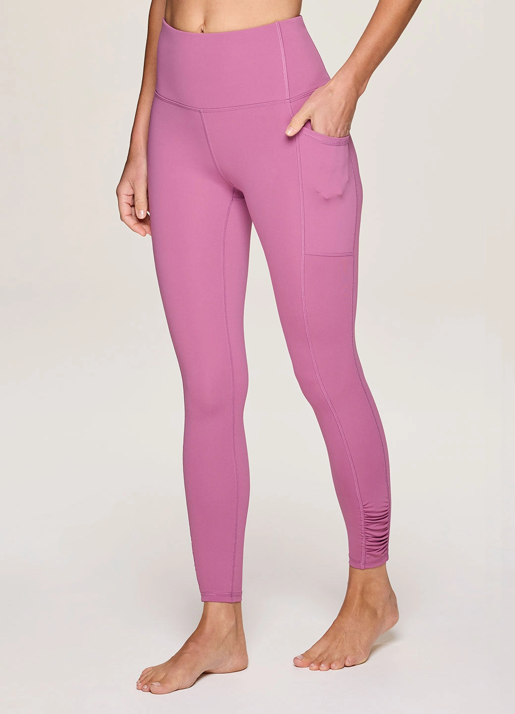 Fit Feel In Renewal Ruched Legging
