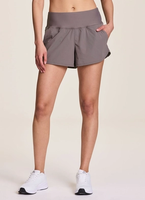 In Stride Running Short Relaxed fit style color - fast