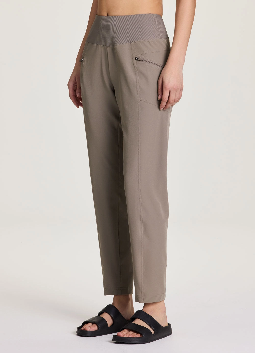 Jet Setter Ankle Pant Quick Dry Technology