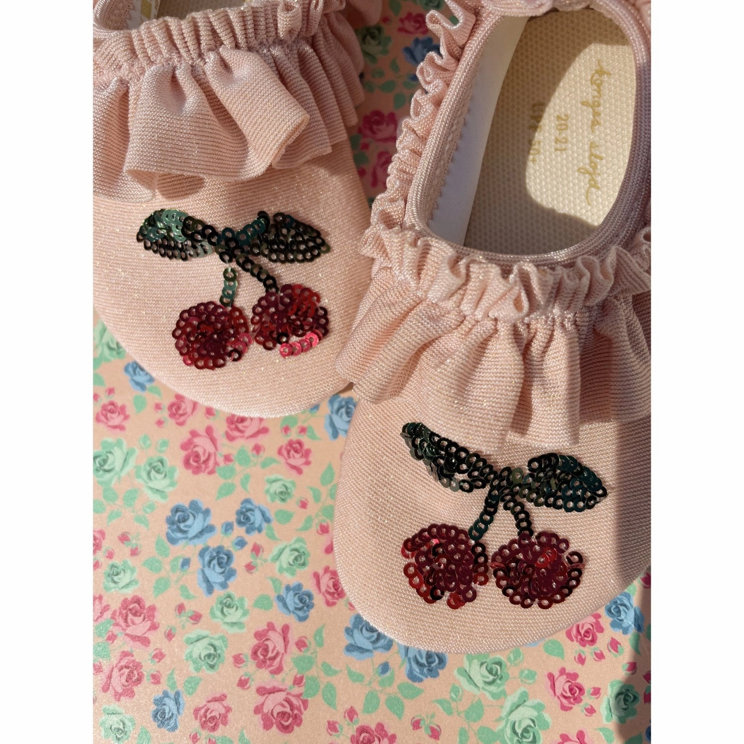 Shore Glow Neutral Base Konges Sl?jd Evening Sand Jade Swim Shoes