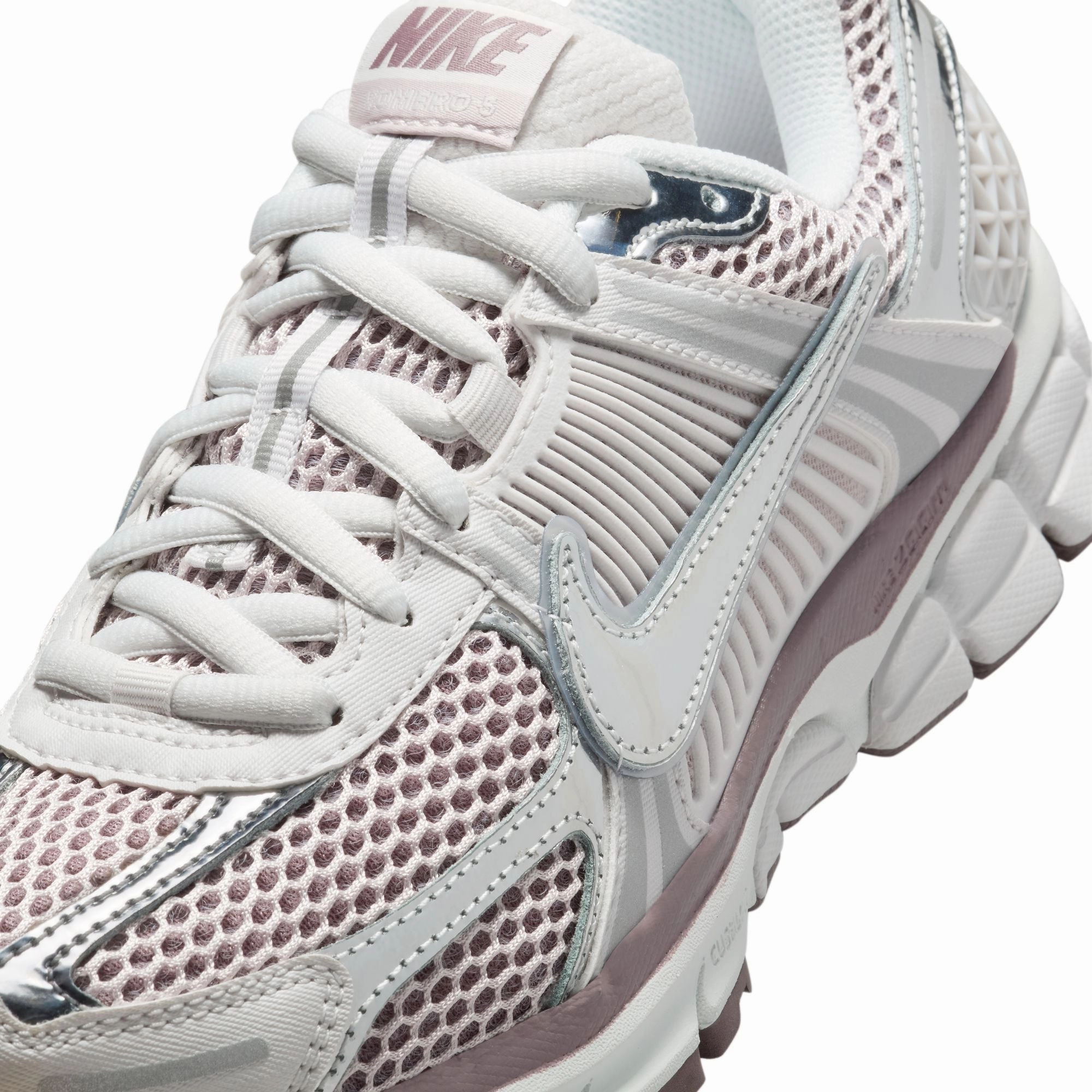 Nike Womens Zoom Vomero 5 Shoes for men midfoot - strike shoe answer
