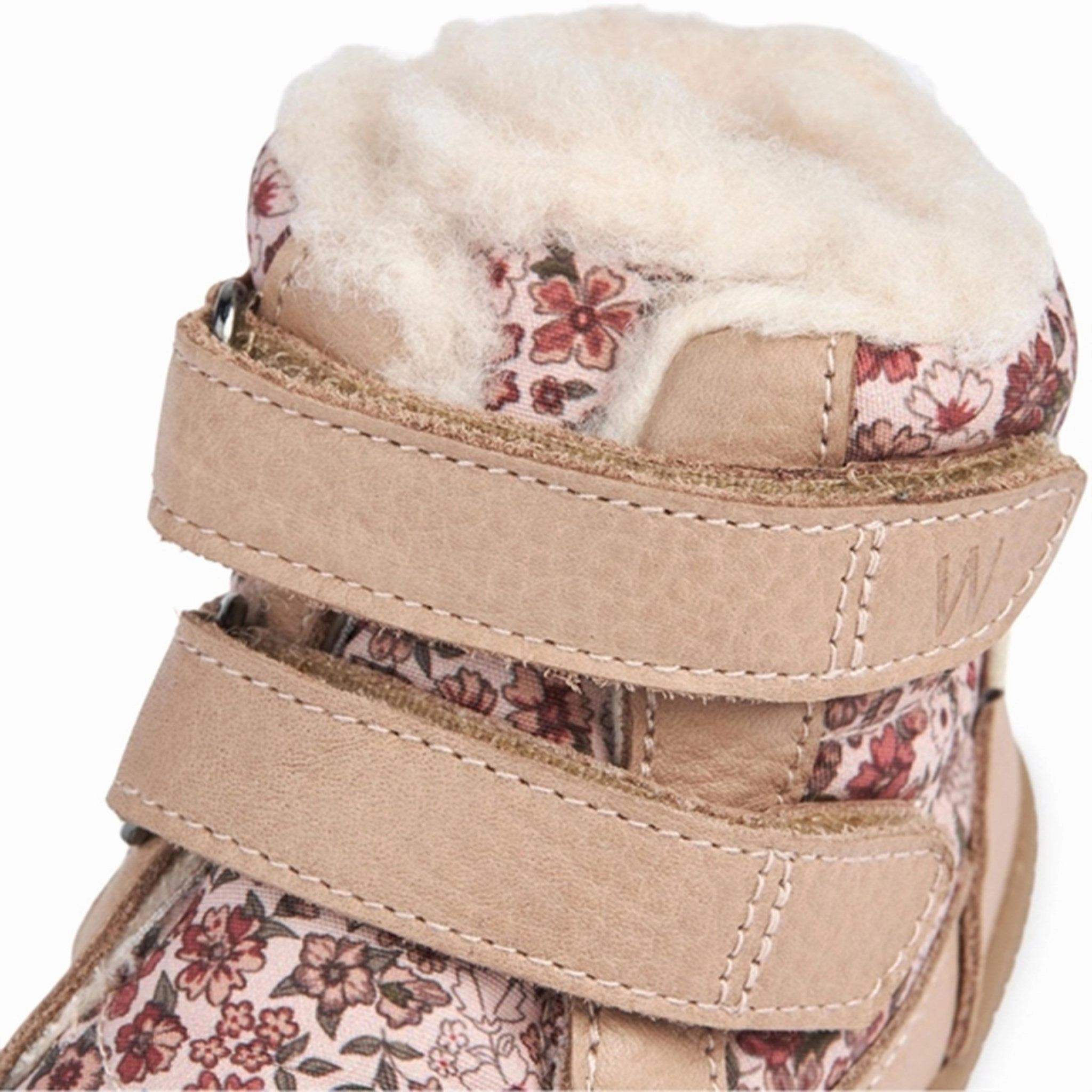 Rugged Built Cold Climate Rugged And Durable Wheat Winter Boots Daxi Wool Tex Print Rose Dust Flowers