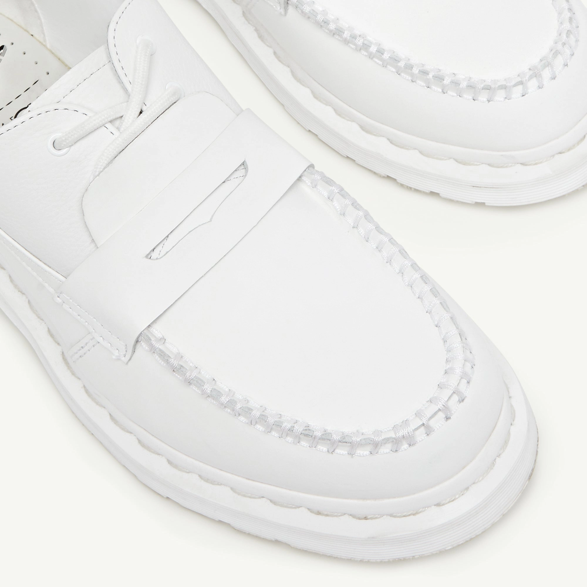 Comfort Fit MM6 Maison Margiela x Dr Martens Womens Penton Mash Up Shoes