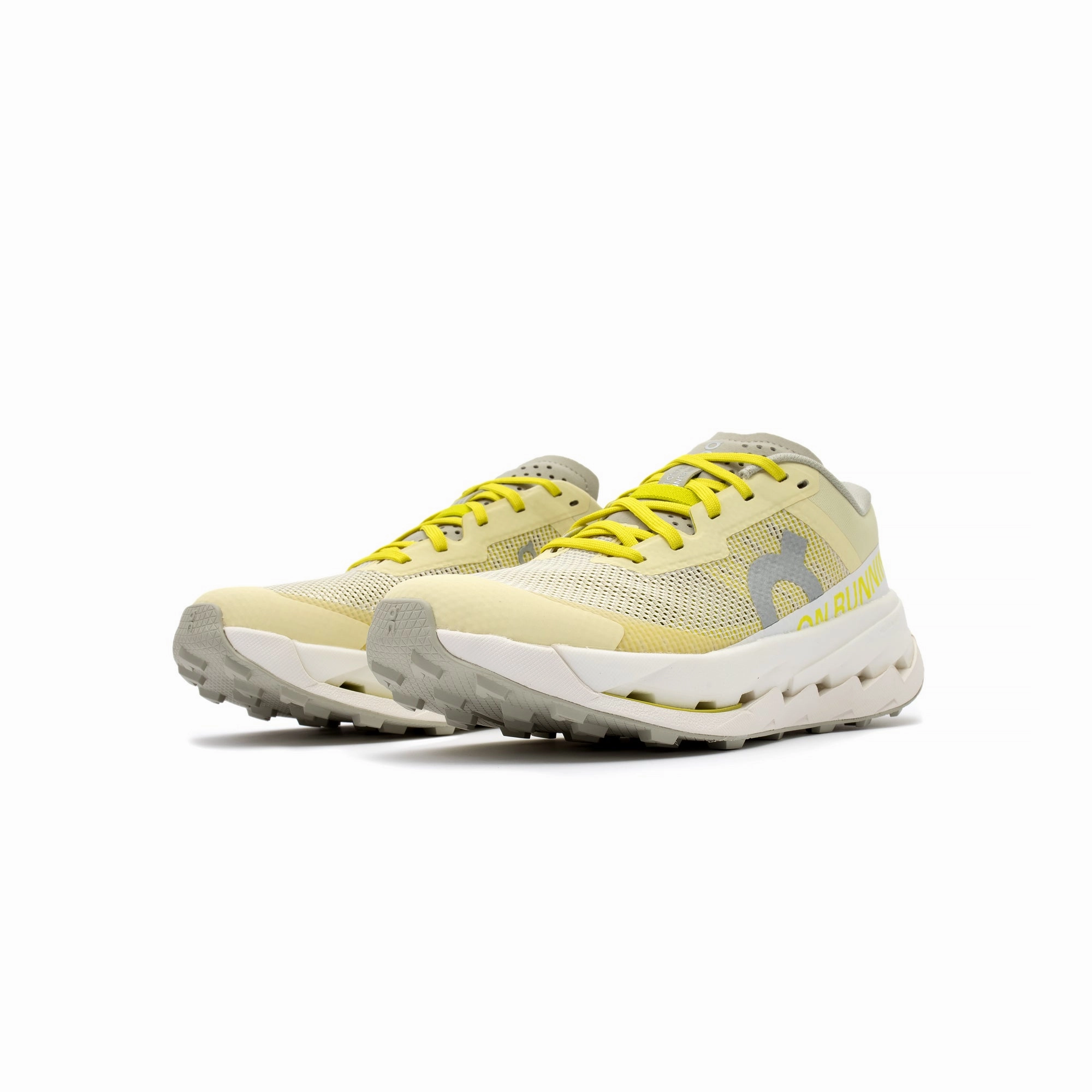On Running Womens Cloudultra 3 Shoes Light - On - Feet Contoured Arch Design