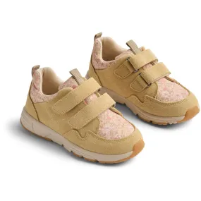 Ultra-soft sole Anti   Abrasion Wheat Yellow Sneaker Toney