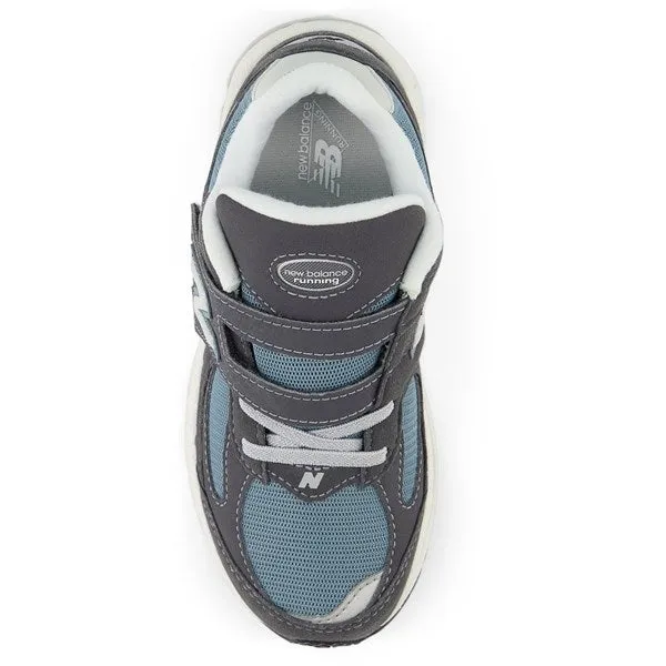 New Balance 2002 Alternative Closure Sneakers Magnet Max Grip
