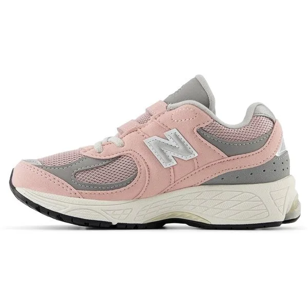 New Balance 2002 Alternative Closure Sneakers Orbit Pink shape fit