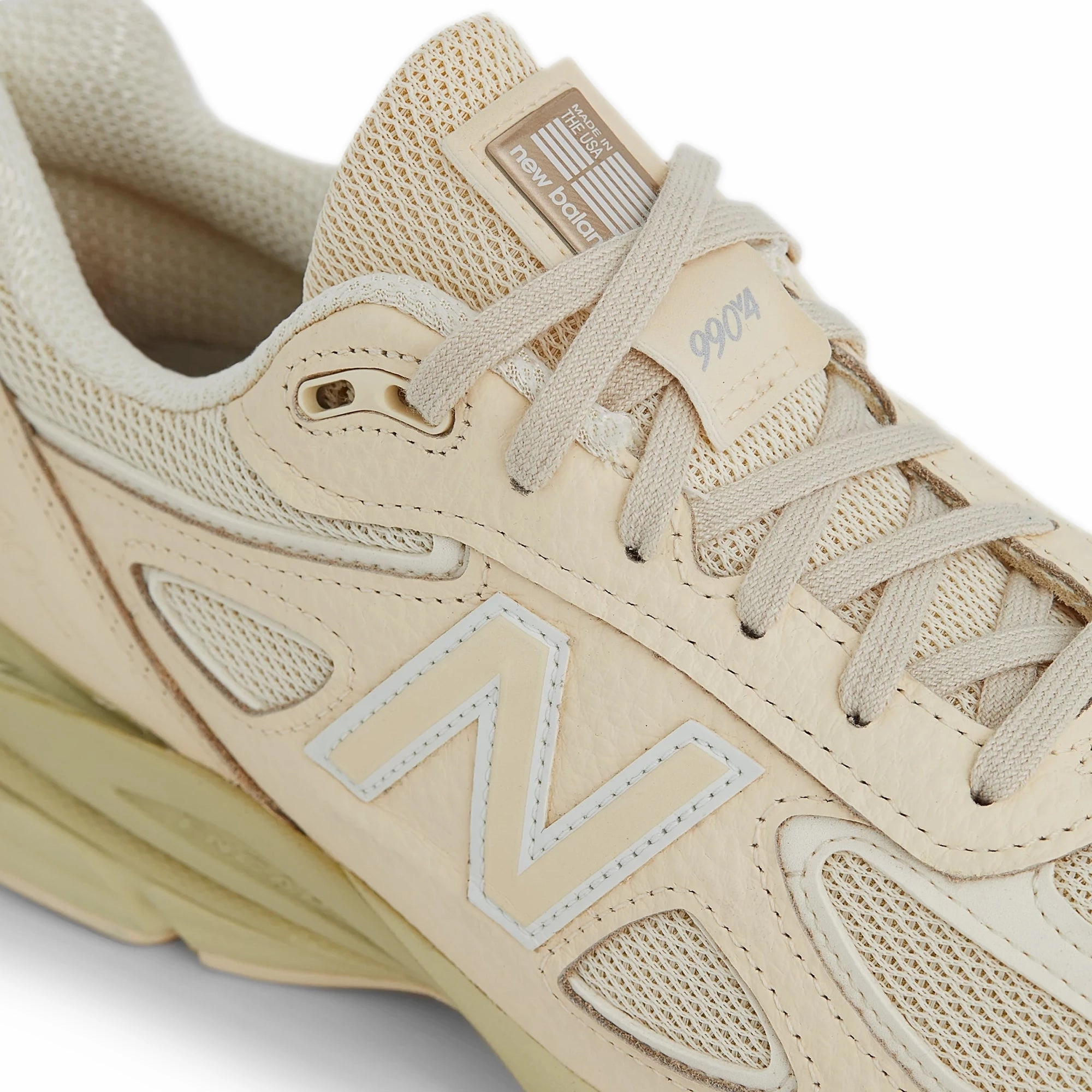 Comfortable Upper solid - color running shoes New Balance Mens Made In USA 990v4 Shoes